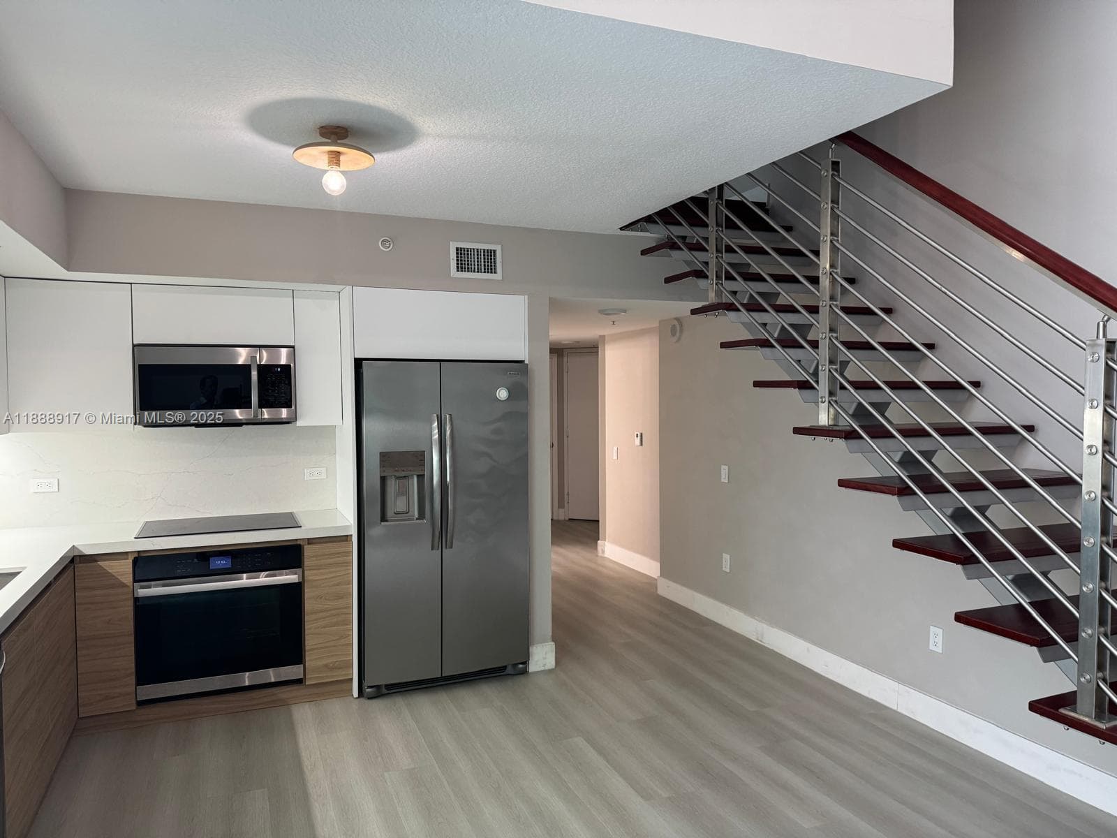 41 SE 5th St # 501, Miami FL 33131 — 6
