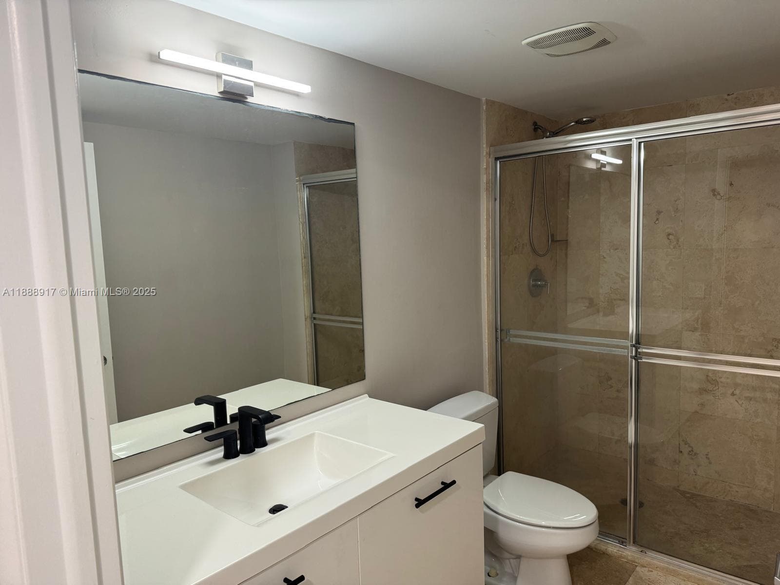 41 SE 5th St # 501, Miami FL 33131 — 11
