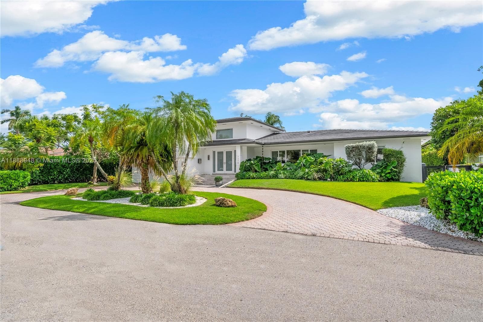 1370 NE 103rd St, Miami Shores FL 33138 — 55