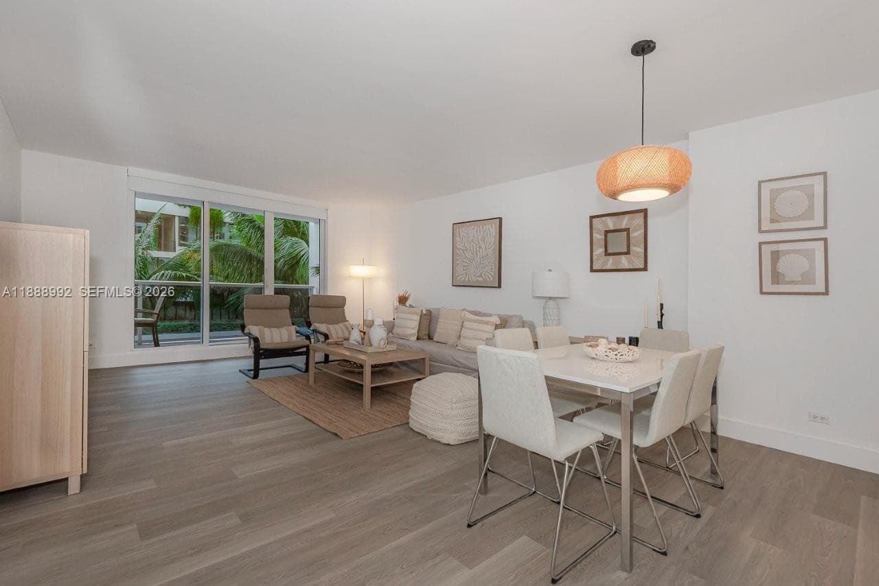 2301 Collins Ave # 333, Miami Beach FL 33139 — 1