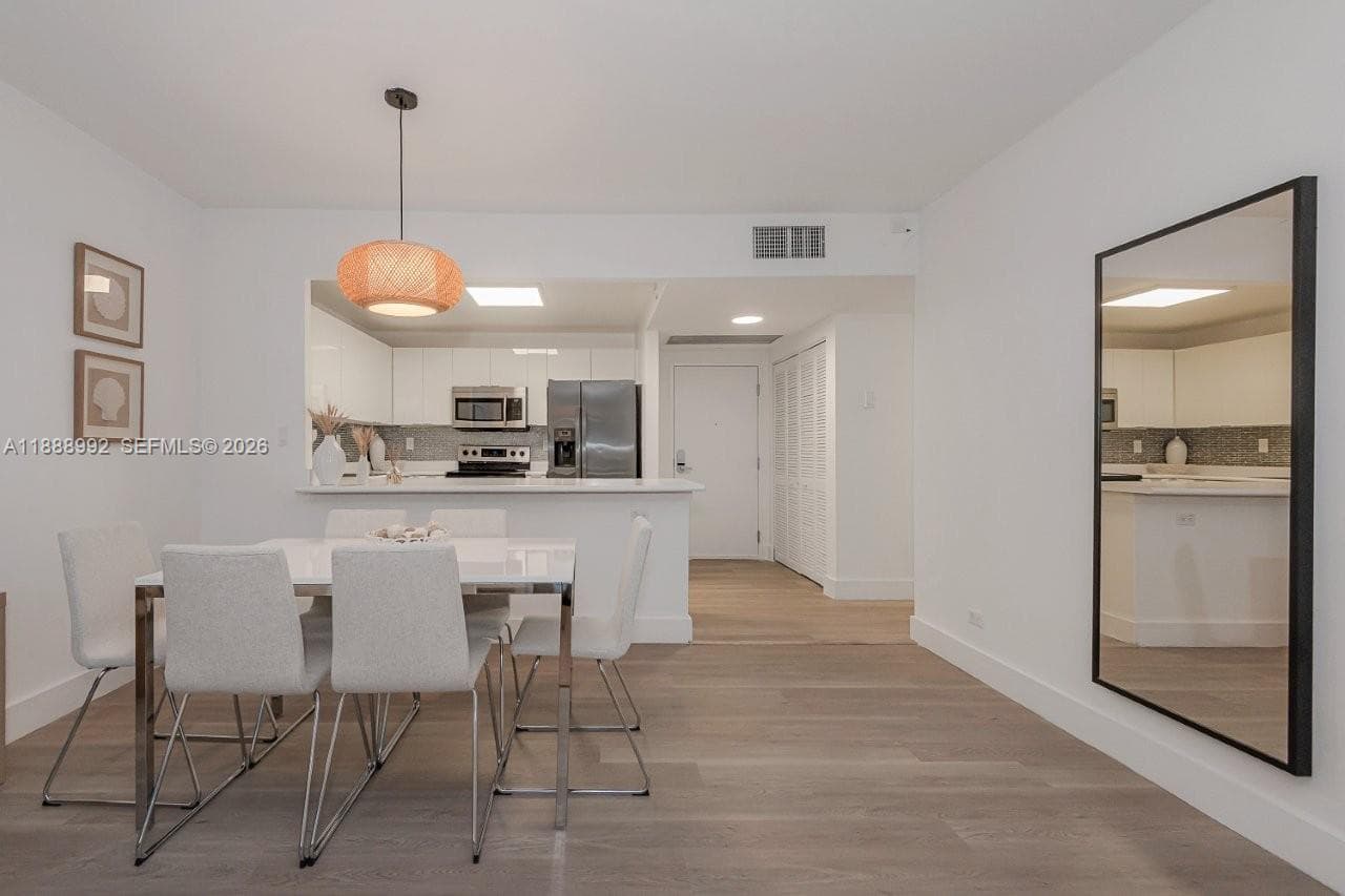 2301 Collins Ave # 333, Miami Beach FL 33139 — 9