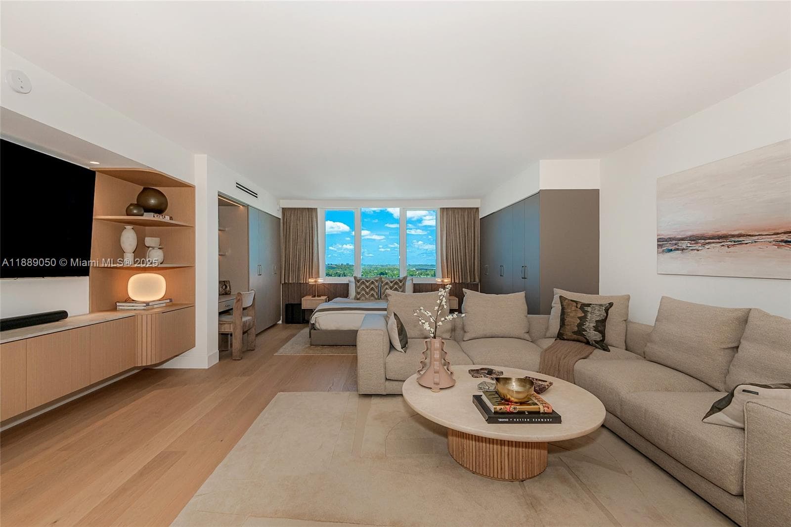2301 Collins Ave # 1527, Miami Beach FL 33139 — 2