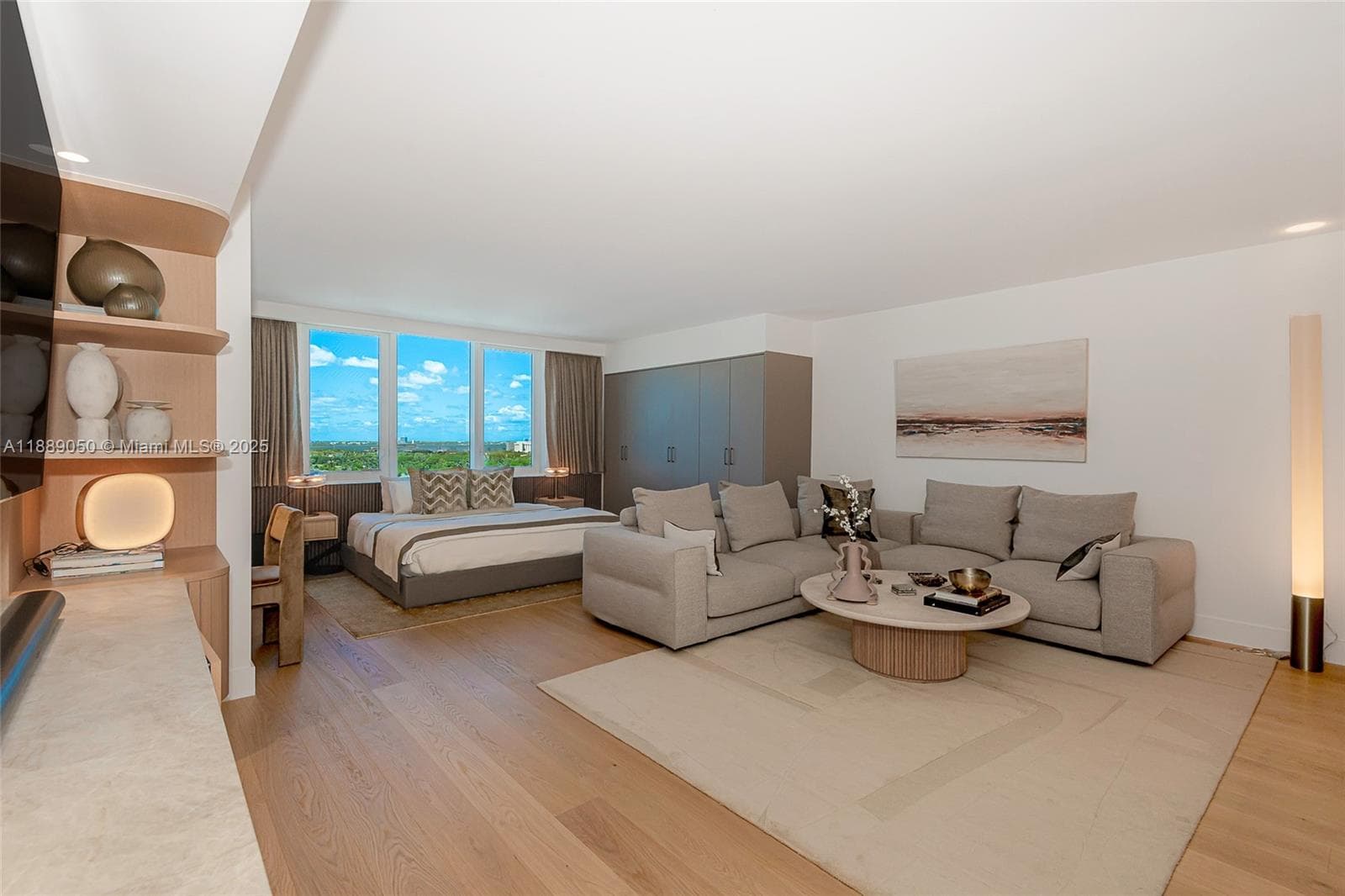 2301 Collins Ave # 1527, Miami Beach FL 33139 — 1