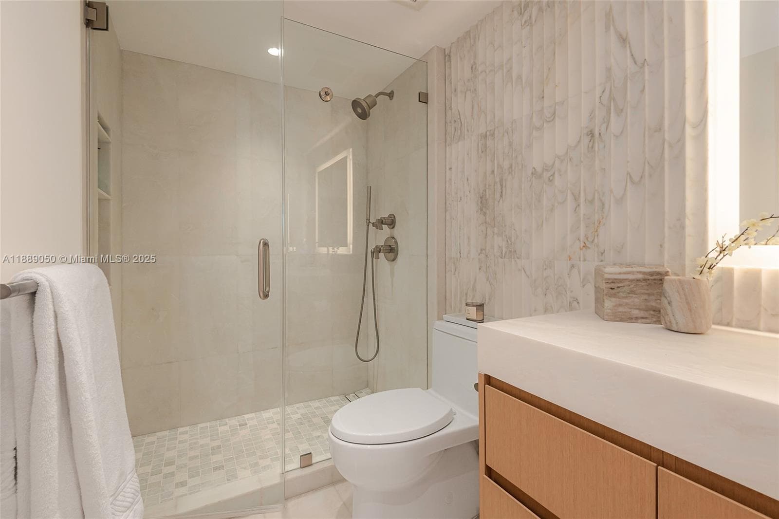 2301 Collins Ave # 1527, Miami Beach FL 33139 — 28