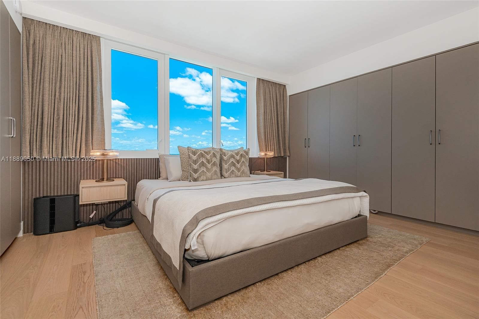 2301 Collins Ave # 1527, Miami Beach FL 33139 — 5