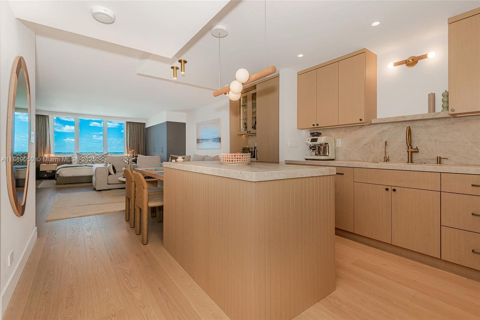 2301 Collins Ave # 1527, Miami Beach FL 33139 — 24