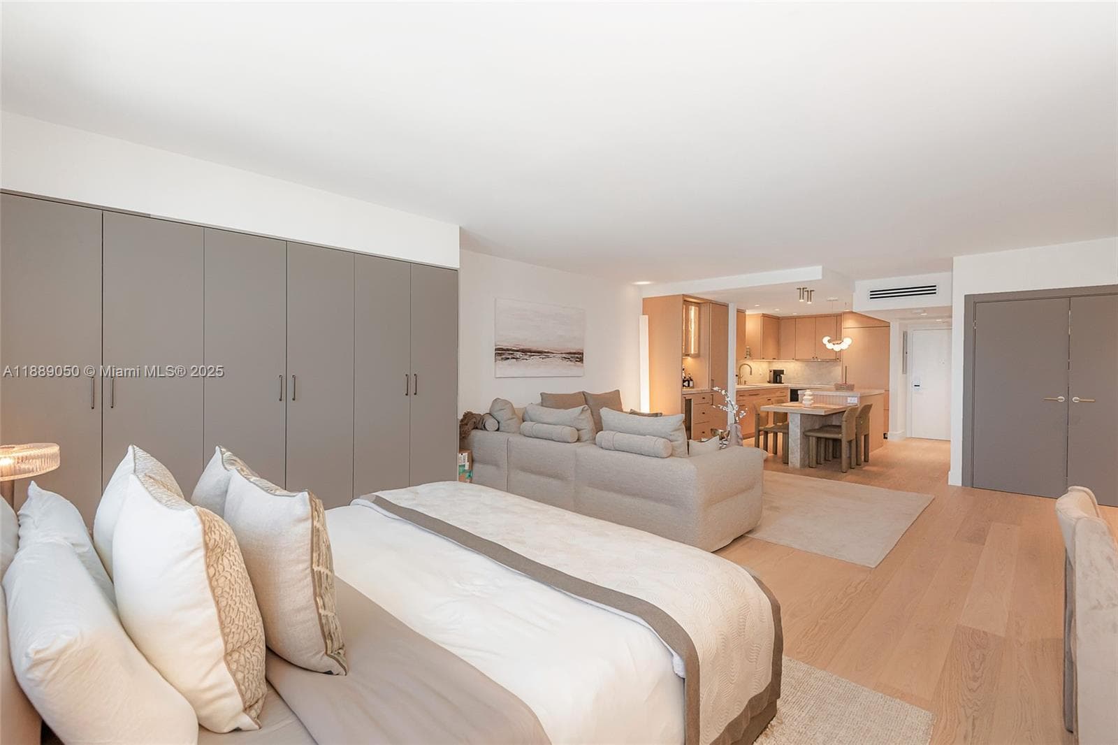 2301 Collins Ave # 1527, Miami Beach FL 33139 — 8