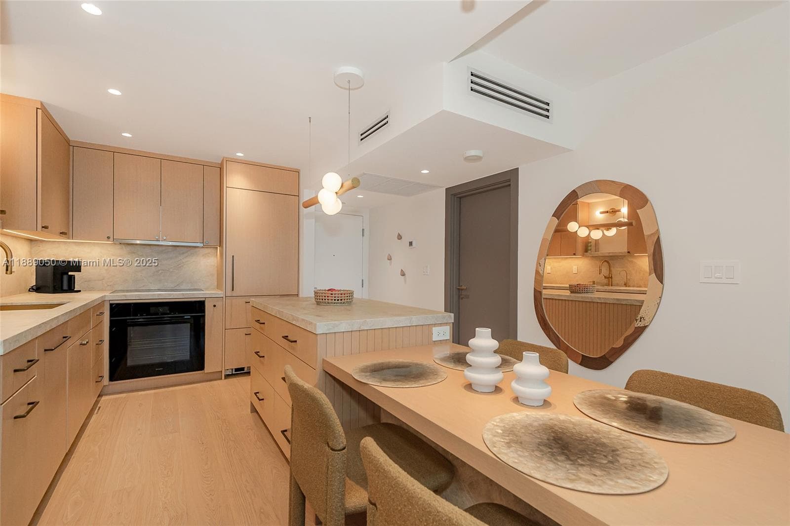 2301 Collins Ave # 1527, Miami Beach FL 33139 — 21