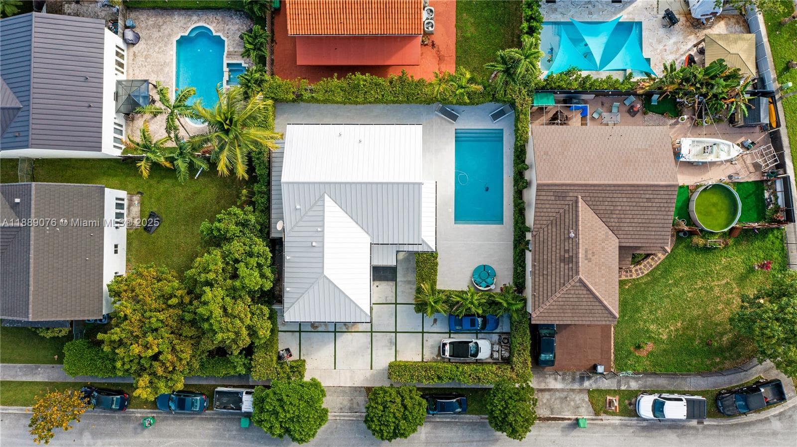 6763 SW 106 pl, Miami FL 33173 — 36