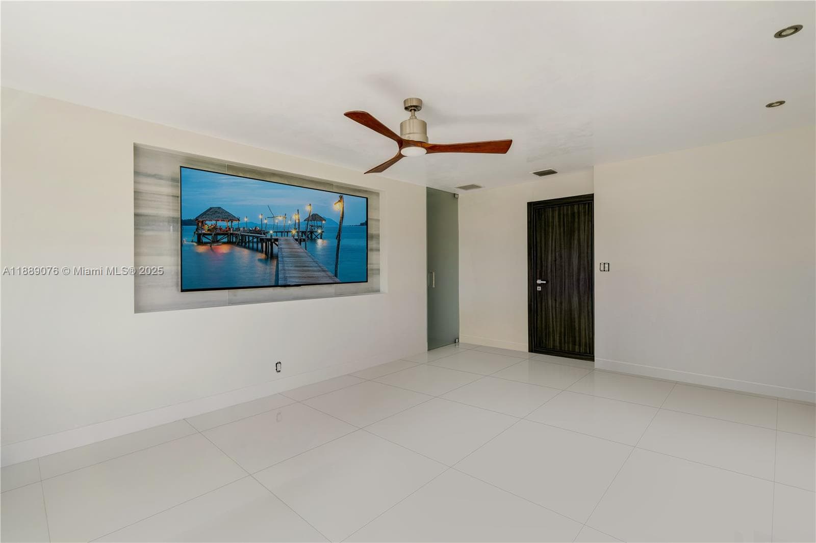 6763 SW 106 pl, Miami FL 33173 — 19