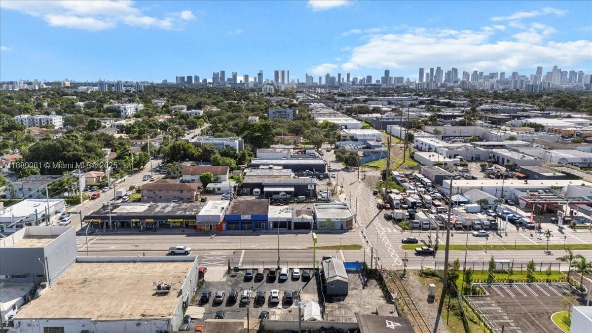 2313 NW 27th Ave, Miami FL 33142 — 21