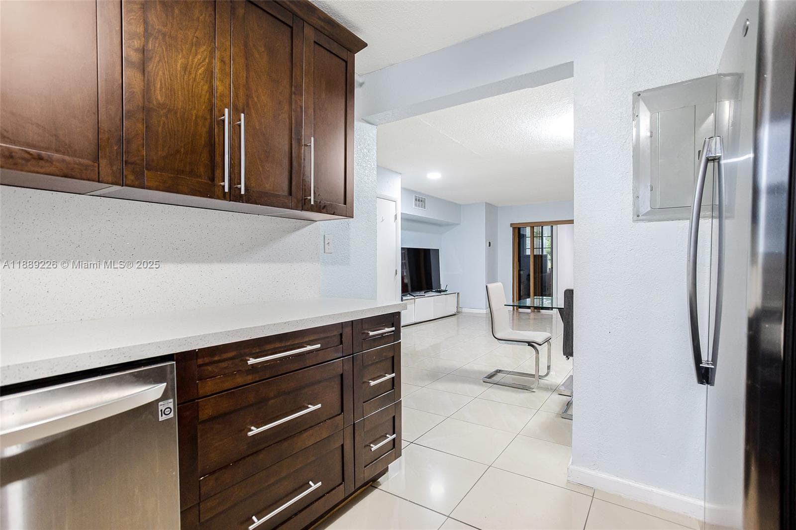 7000 W 15th Ct, Hialeah FL 33014 — 13