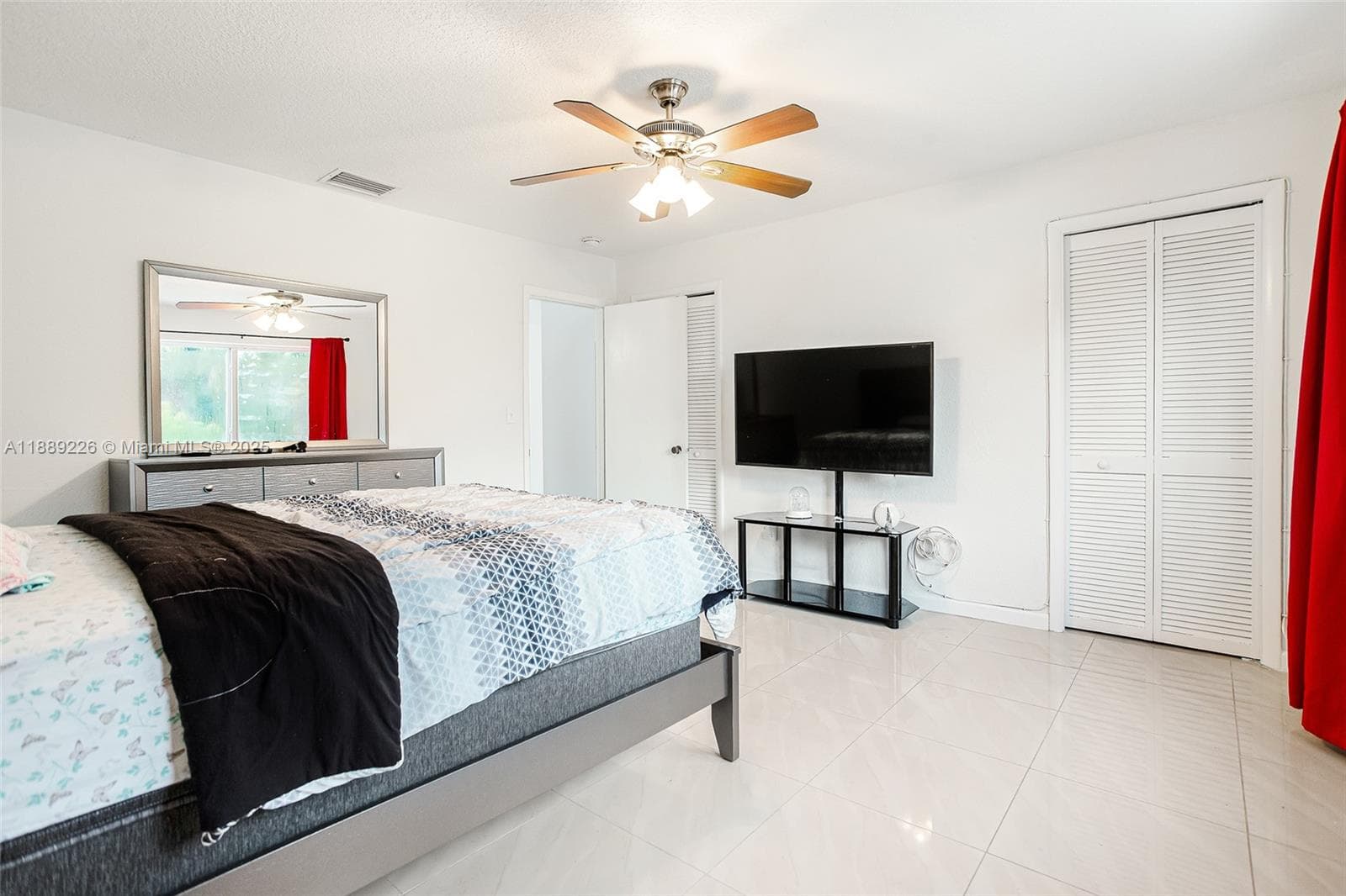 7000 W 15th Ct, Hialeah FL 33014 — 24