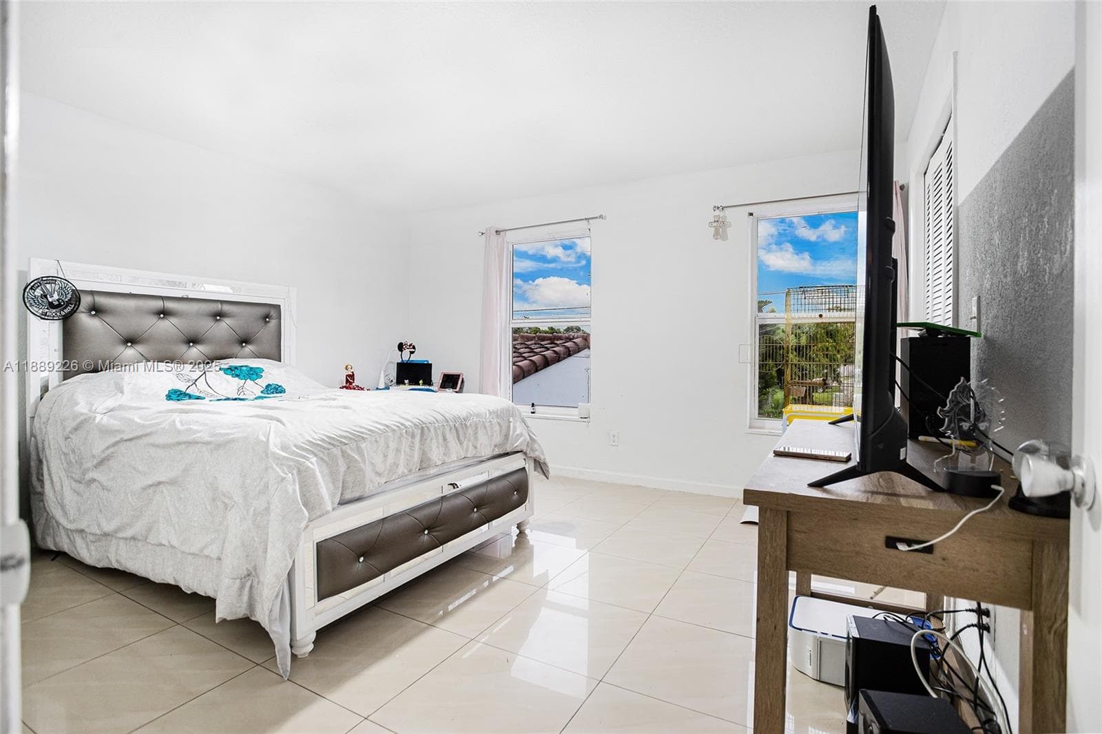 7000 W 15th Ct, Hialeah FL 33014 — 18