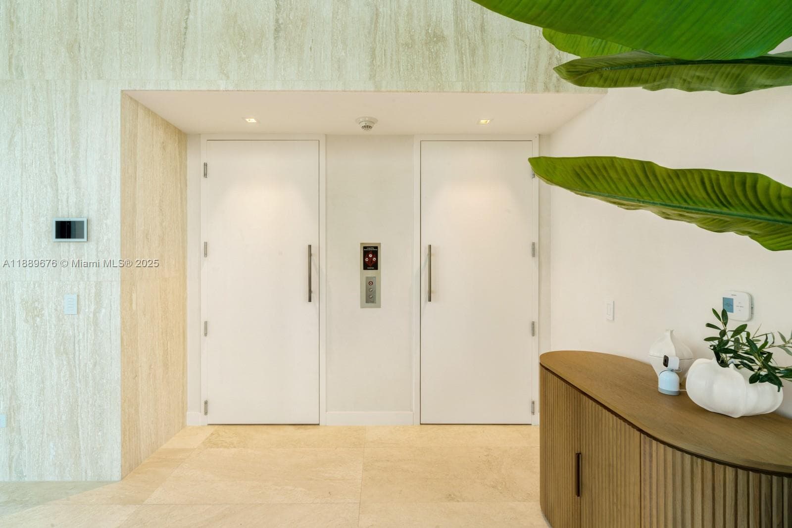 18501 Collins Ave # 2301, Sunny Isles Beach FL 33160 — 61