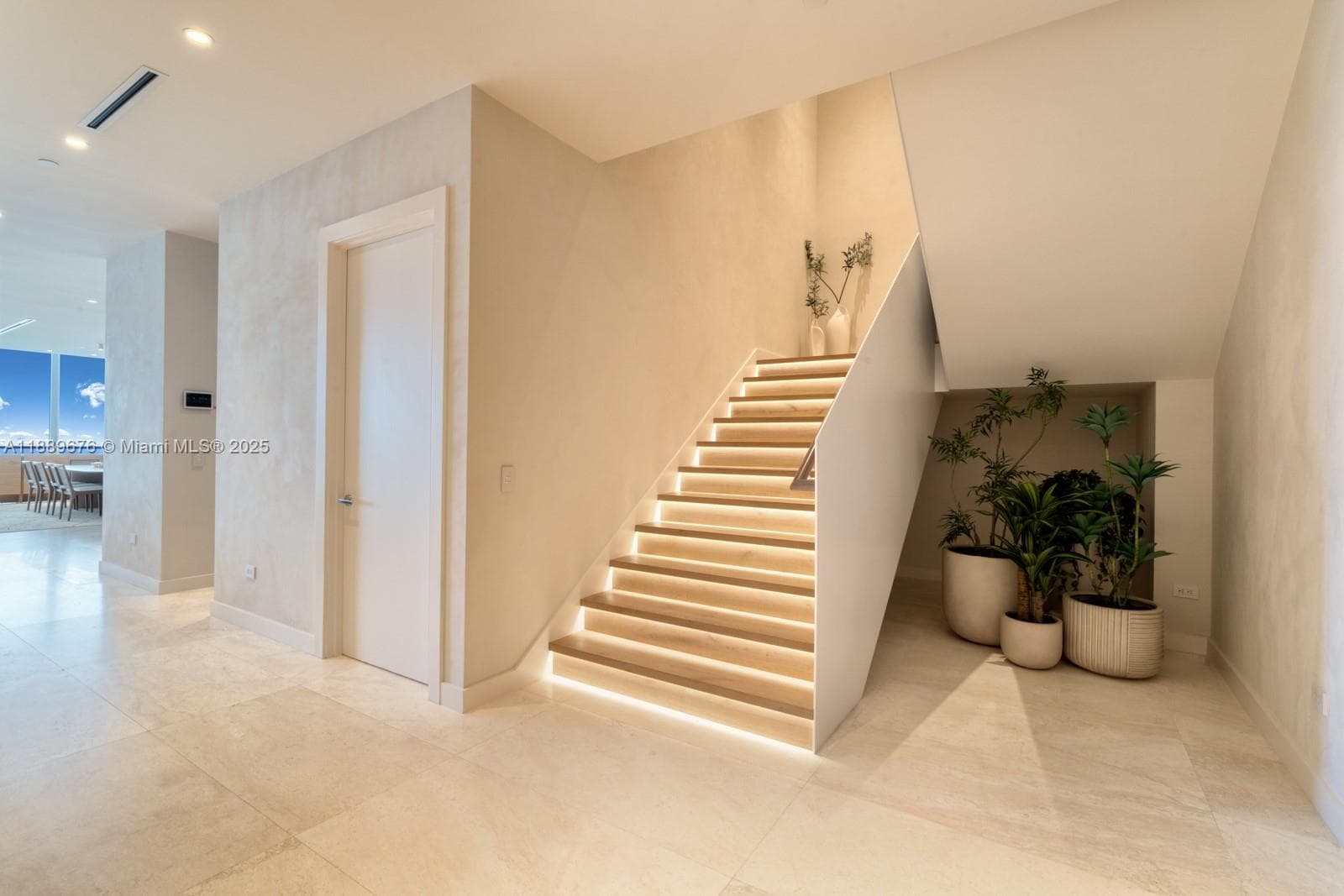 18501 Collins Ave # 2301, Sunny Isles Beach FL 33160 — 19