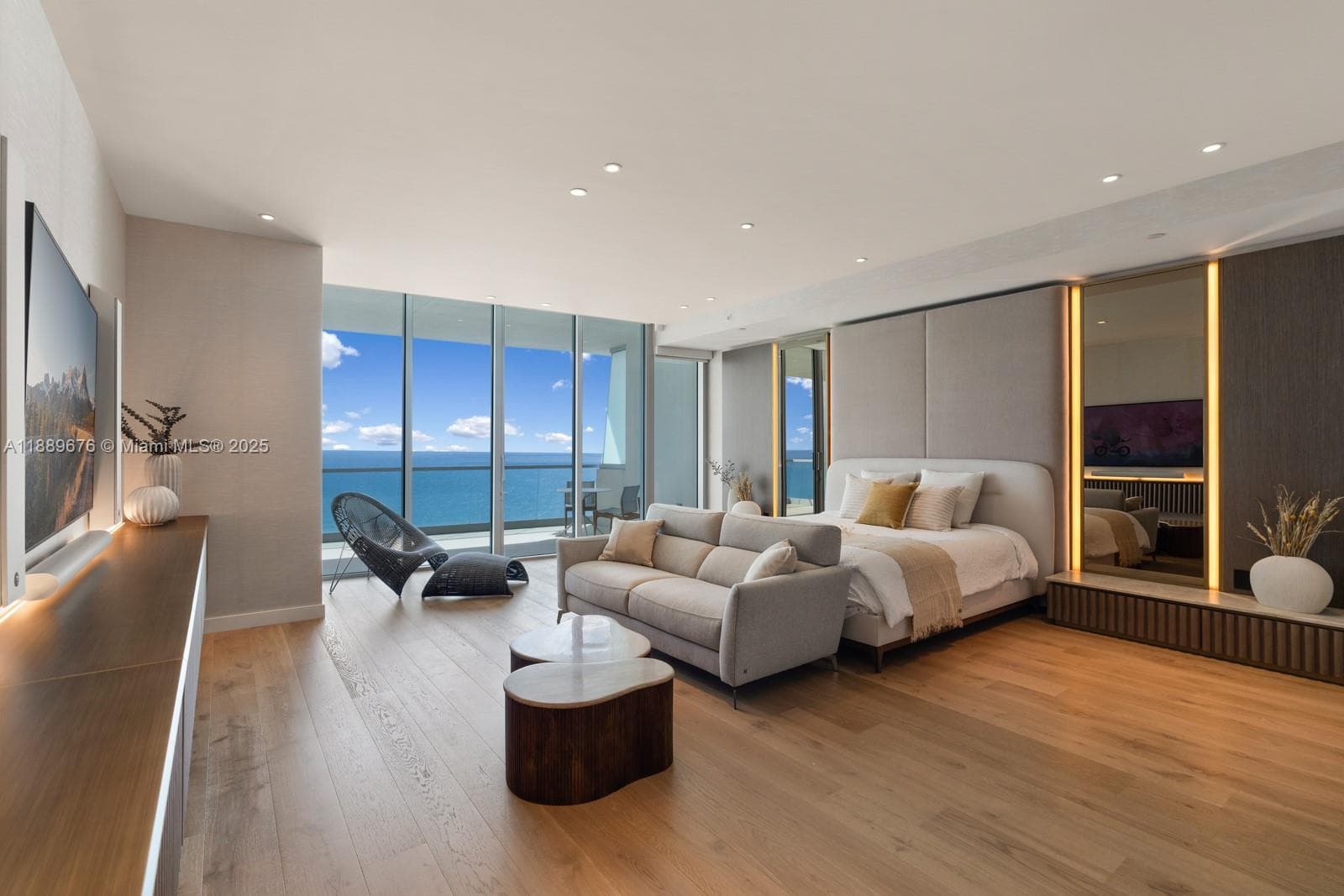 18501 Collins Ave # 2301, Sunny Isles Beach FL 33160 — 25