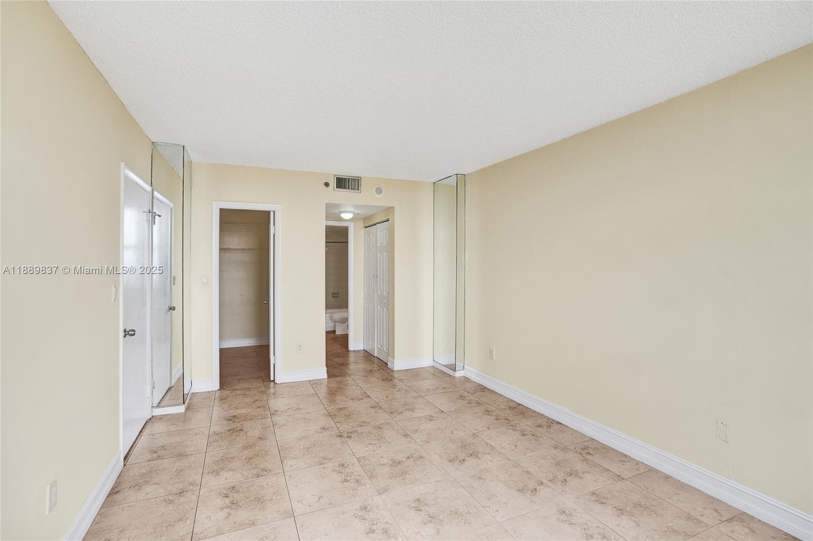 1470 NE 123rd St # A1213, North Miami FL 33161 — 25