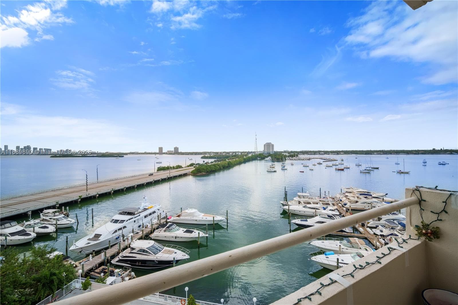 7904 West Dr # 714, North Bay Village FL 33141 — 17