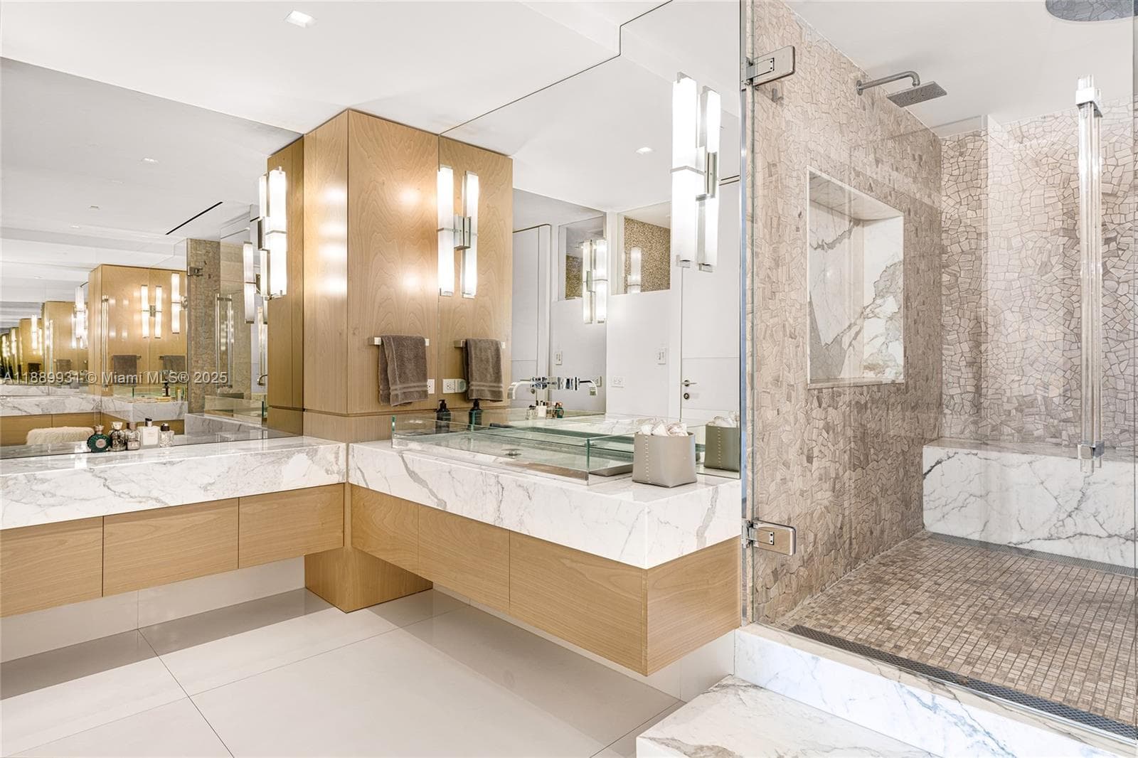 5134 Fisher Island Dr # 5134, Miami Beach FL 33109 — 32