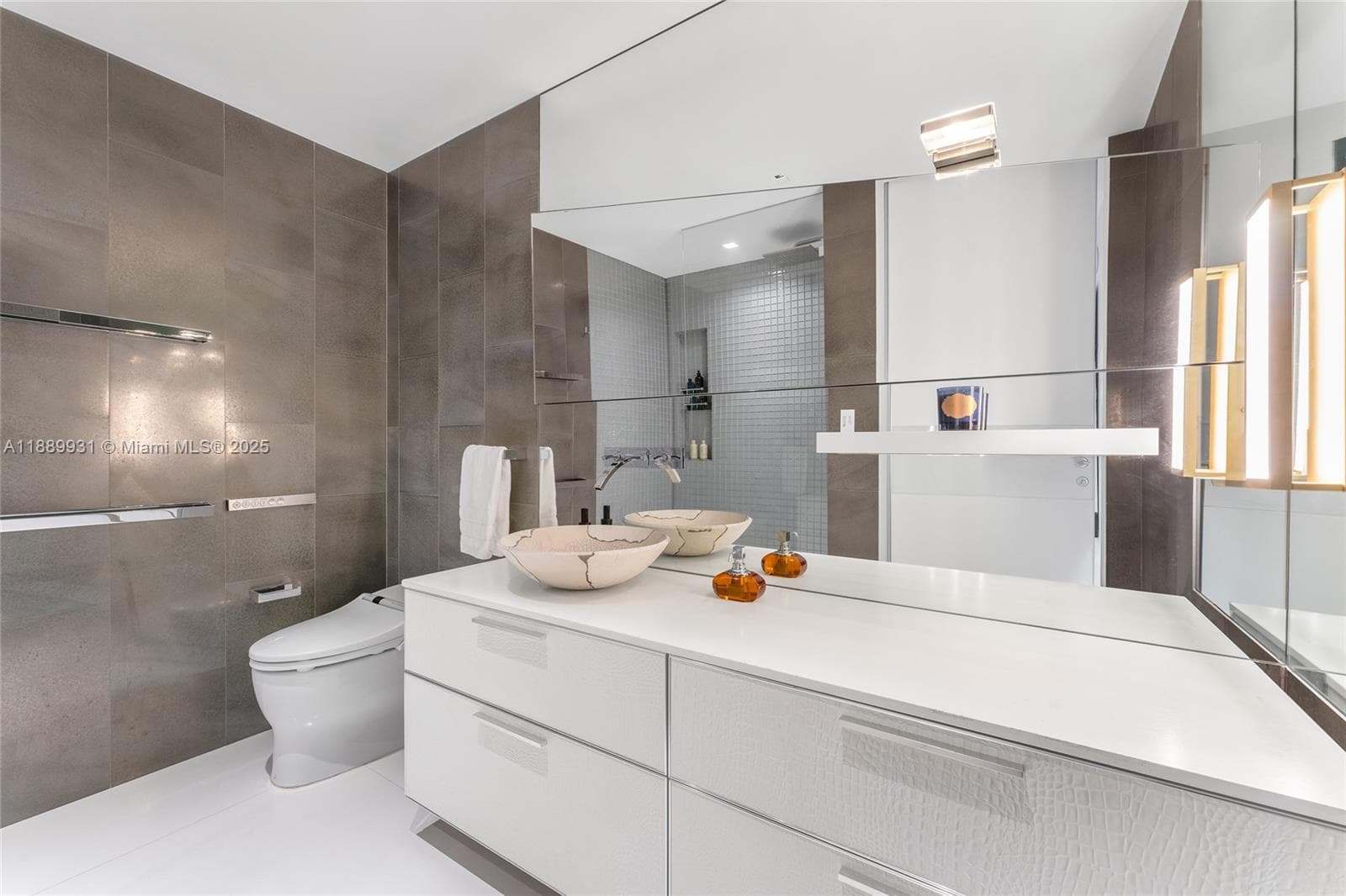 5134 Fisher Island Dr # 5134, Miami Beach FL 33109 — 38