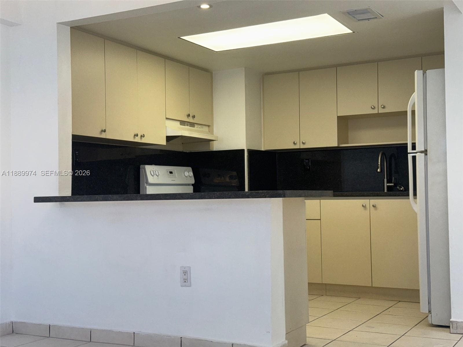 3945 SW 89th Ave # 201, Miami FL 33165 — 17