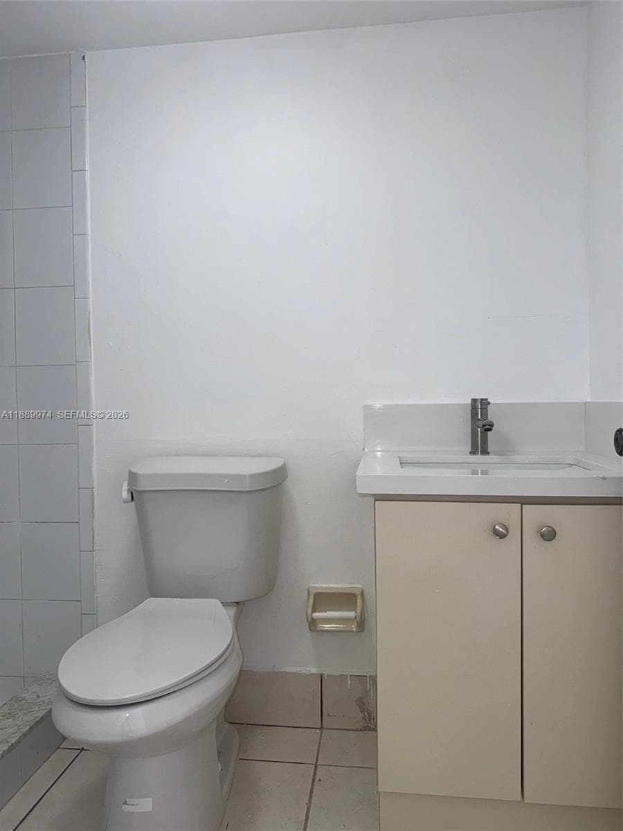 3945 SW 89th Ave # 201, Miami FL 33165 — 22