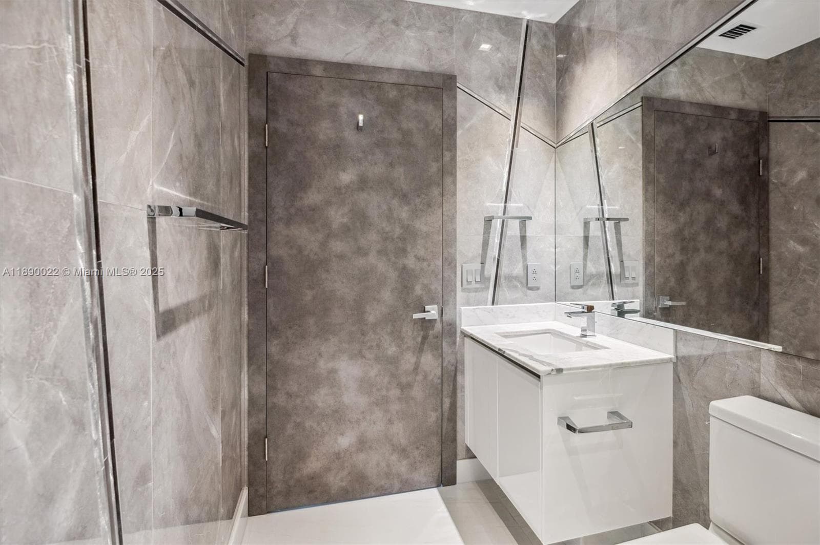 330 Sunny Isles Blvd, Sunny Isles Beach FL 33160 — 37