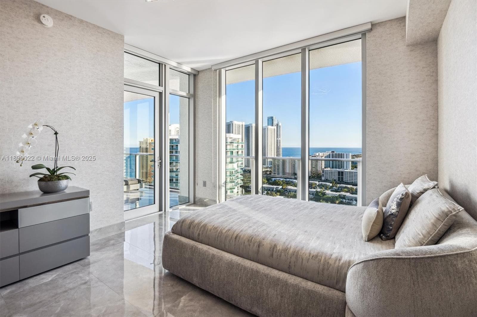 330 Sunny Isles Blvd, Sunny Isles Beach FL 33160 — 29