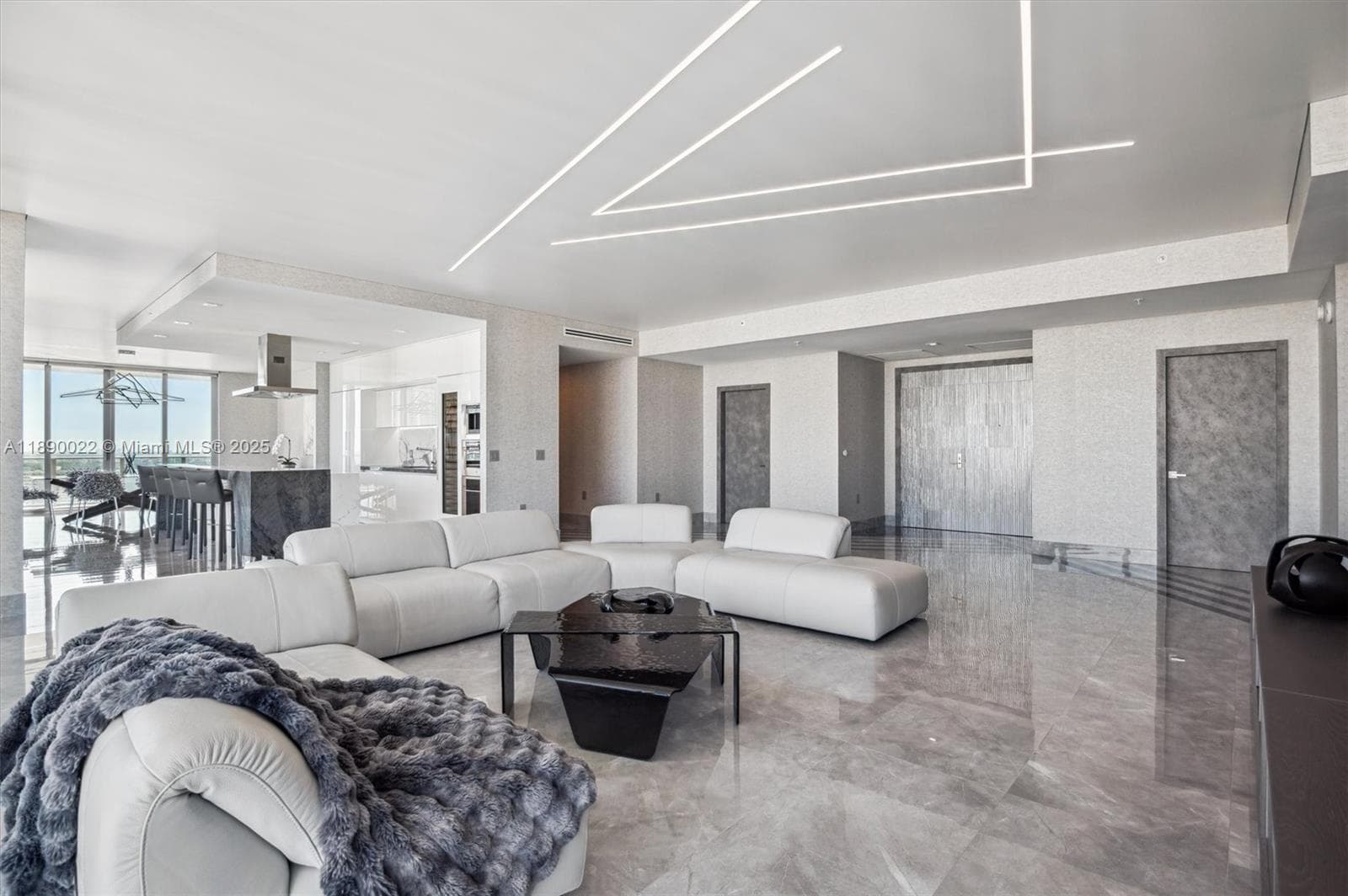 330 Sunny Isles Blvd, Sunny Isles Beach FL 33160 — 4