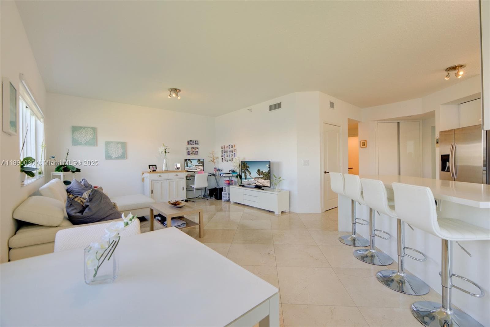 10700 NW 66th St # 207, Doral FL 33178 — 26