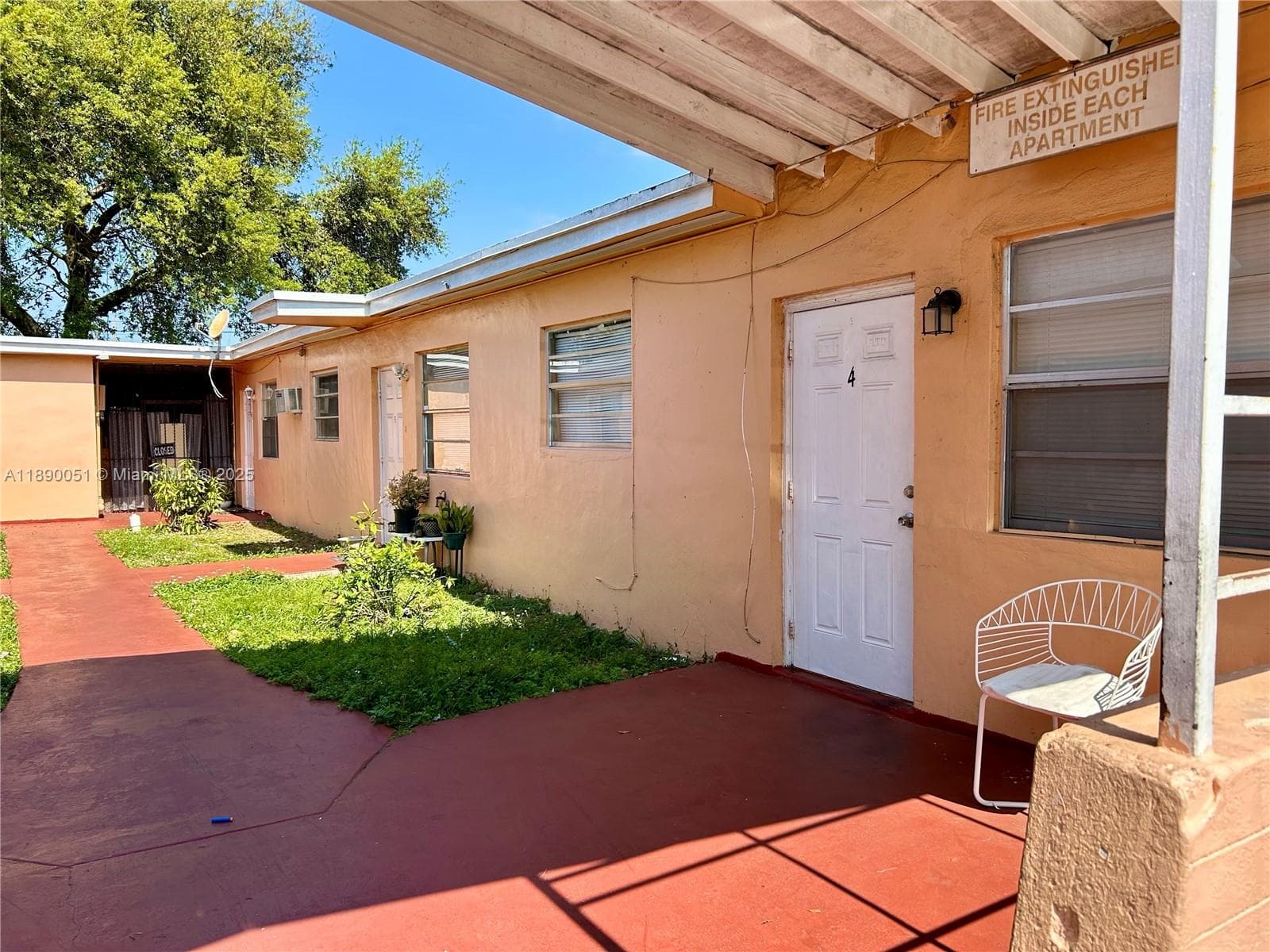 2013 Washington Ave, Opa-Locka FL 33054 — 7