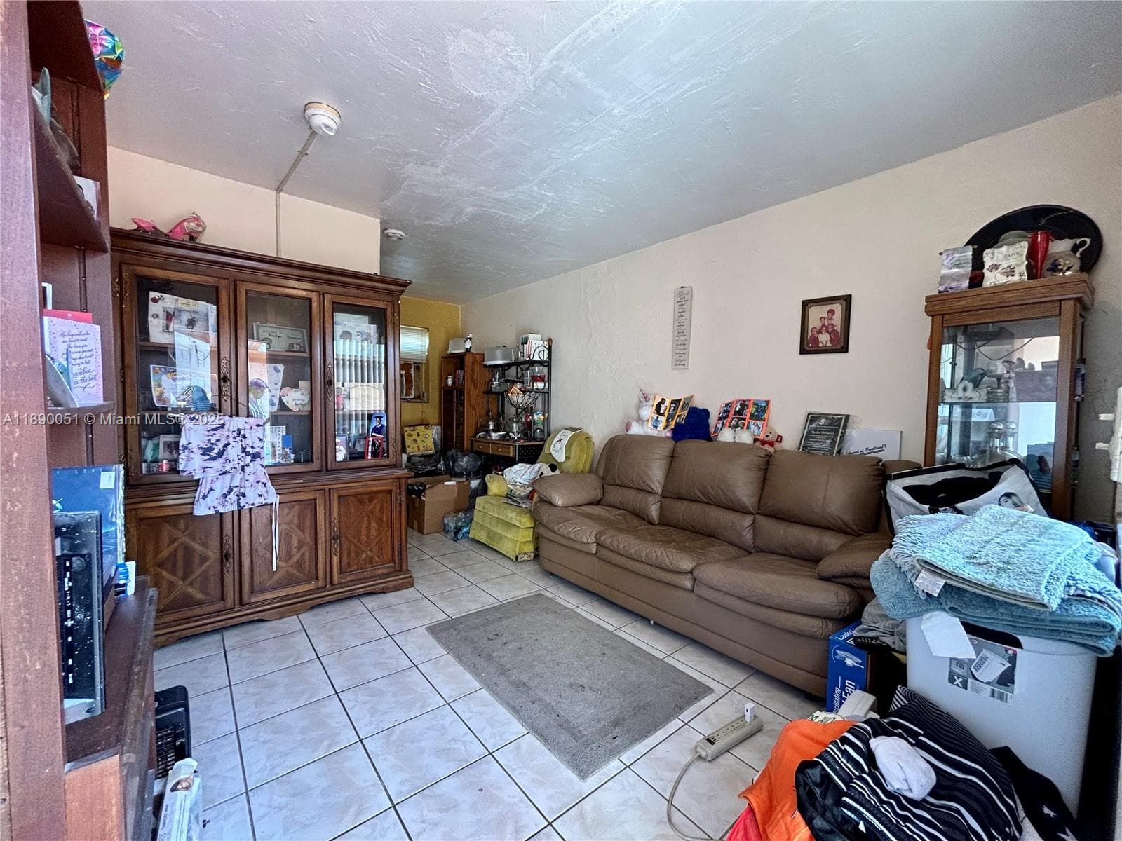 2013 Washington Ave, Opa-Locka FL 33054 — 15