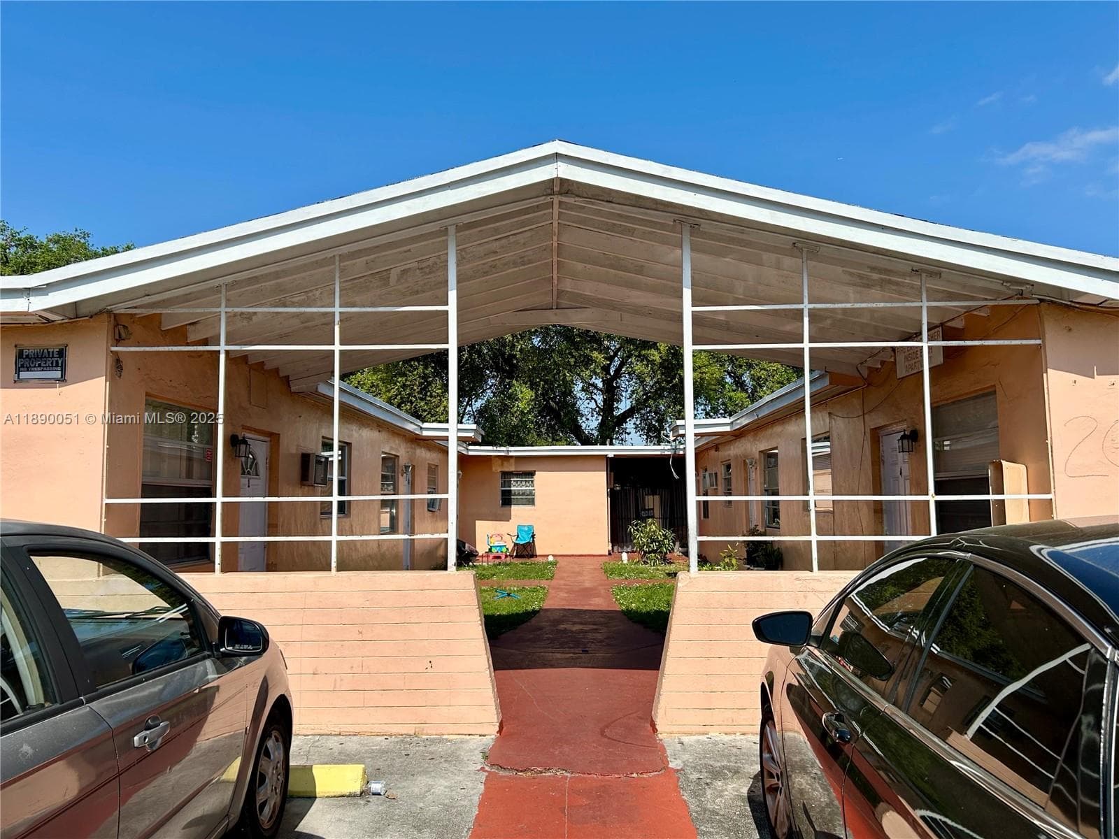 2013 Washington Ave, Opa-Locka FL 33054 — 4