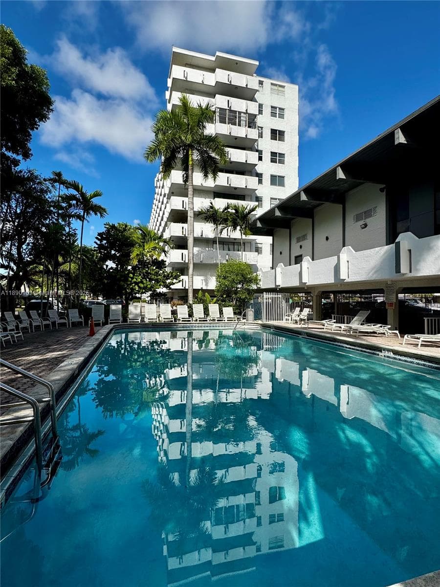 3545 NE 166th St # 805, North Miami Beach FL 33160 — 2