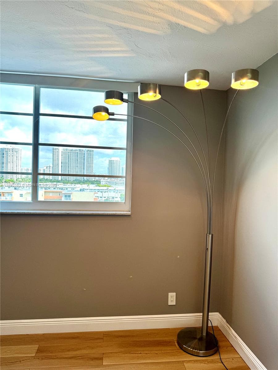 3545 NE 166th St # 805, North Miami Beach FL 33160 — 20