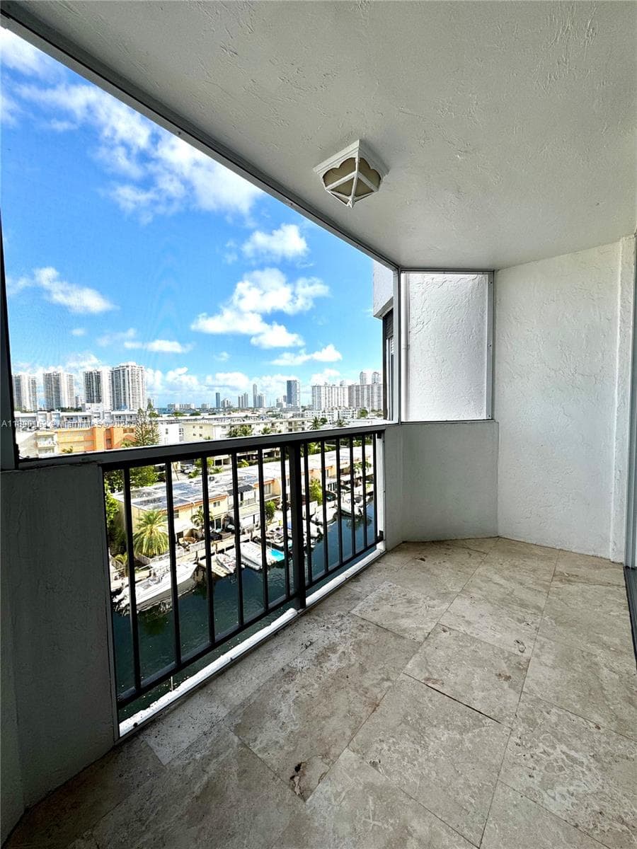3545 NE 166th St # 805, North Miami Beach FL 33160 — 14
