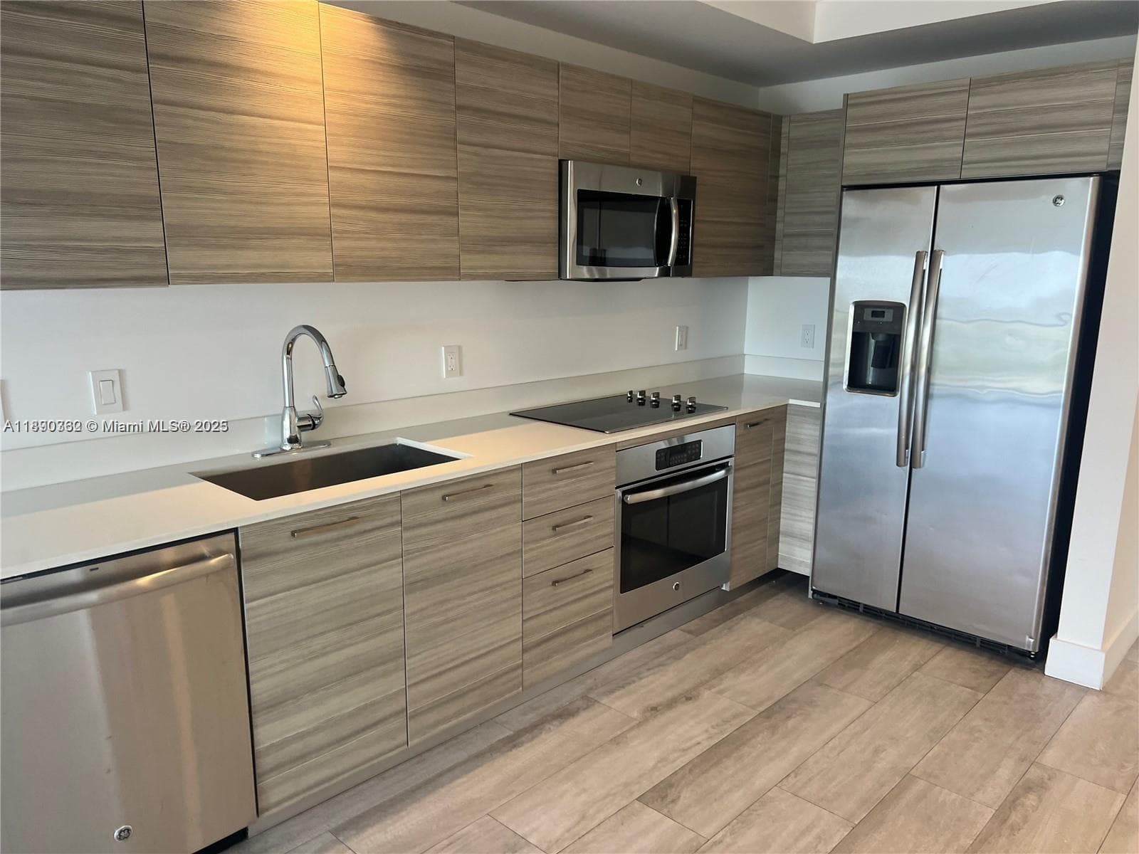 121 NE 34th St # 1610, Miami FL 33137 — 9