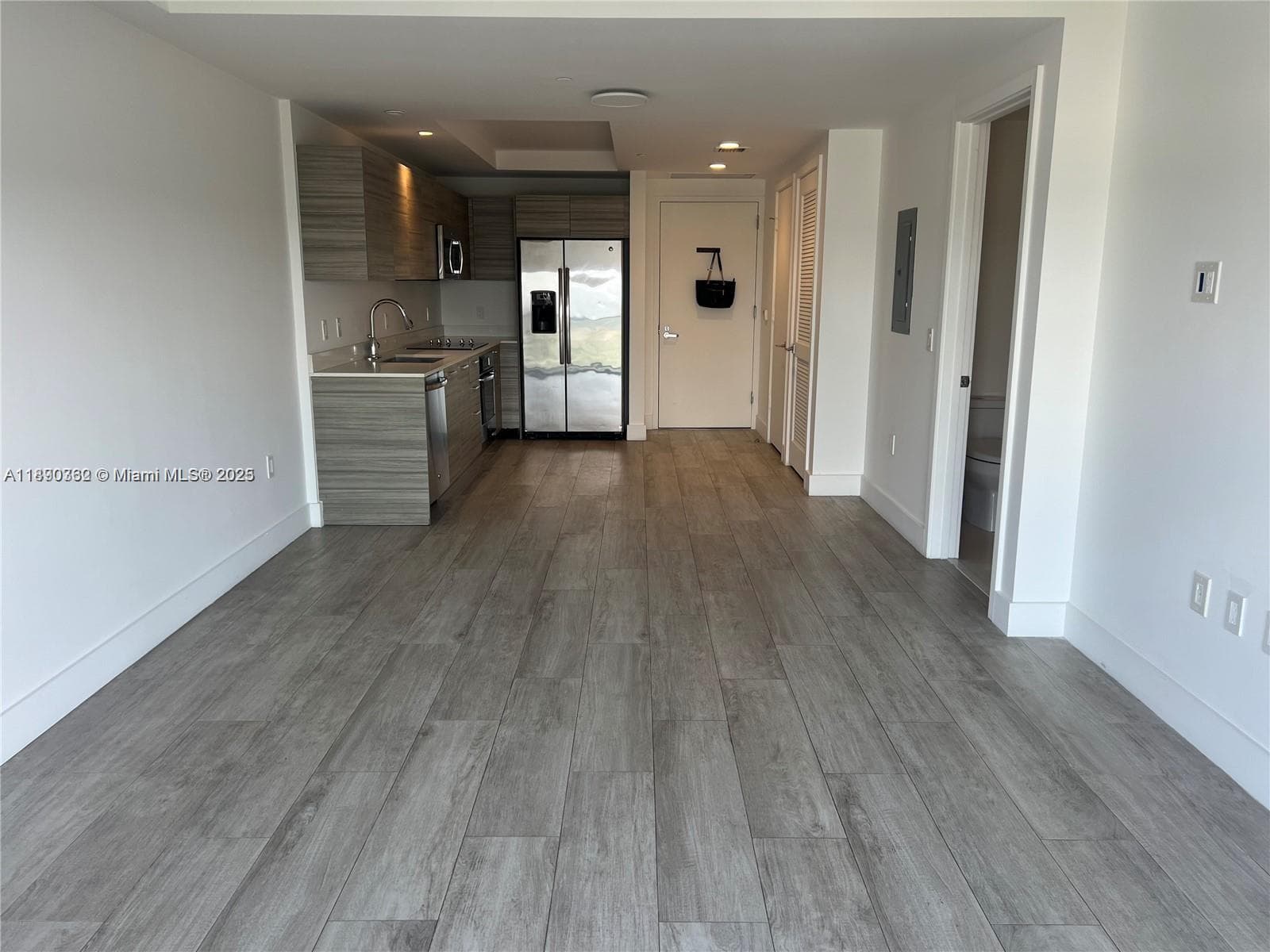 121 NE 34th St # 1610, Miami FL 33137 — 8