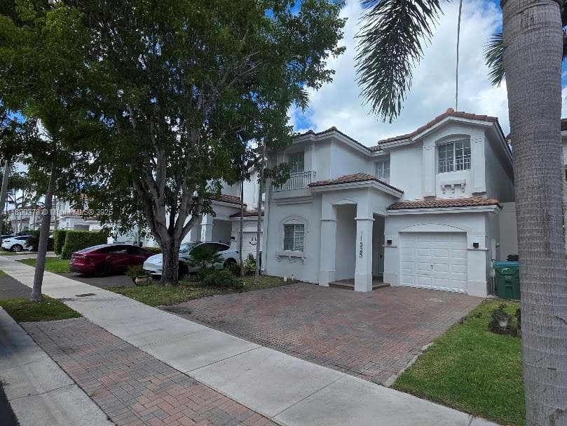11525 NW 71st St # 11525, Doral FL 33178 — 1
