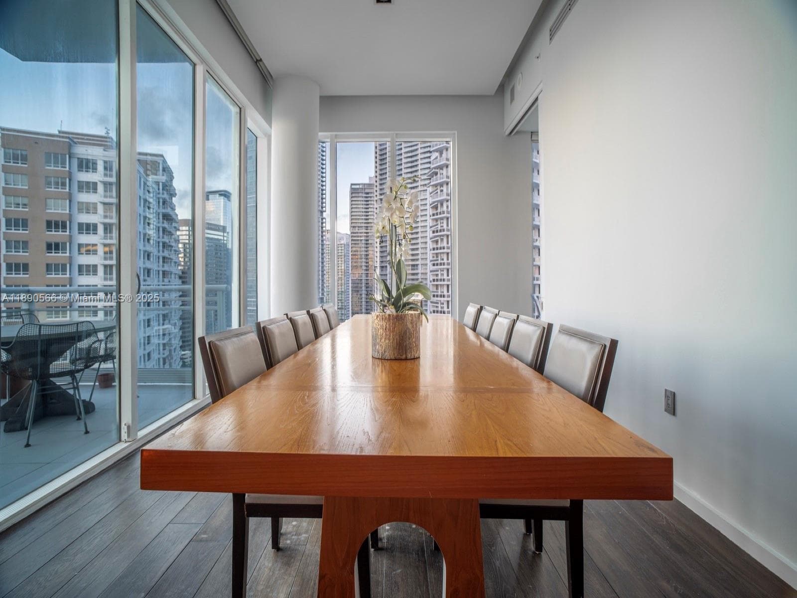 900 Brickell Key Blvd # 2204, Miami FL 33131 — 5