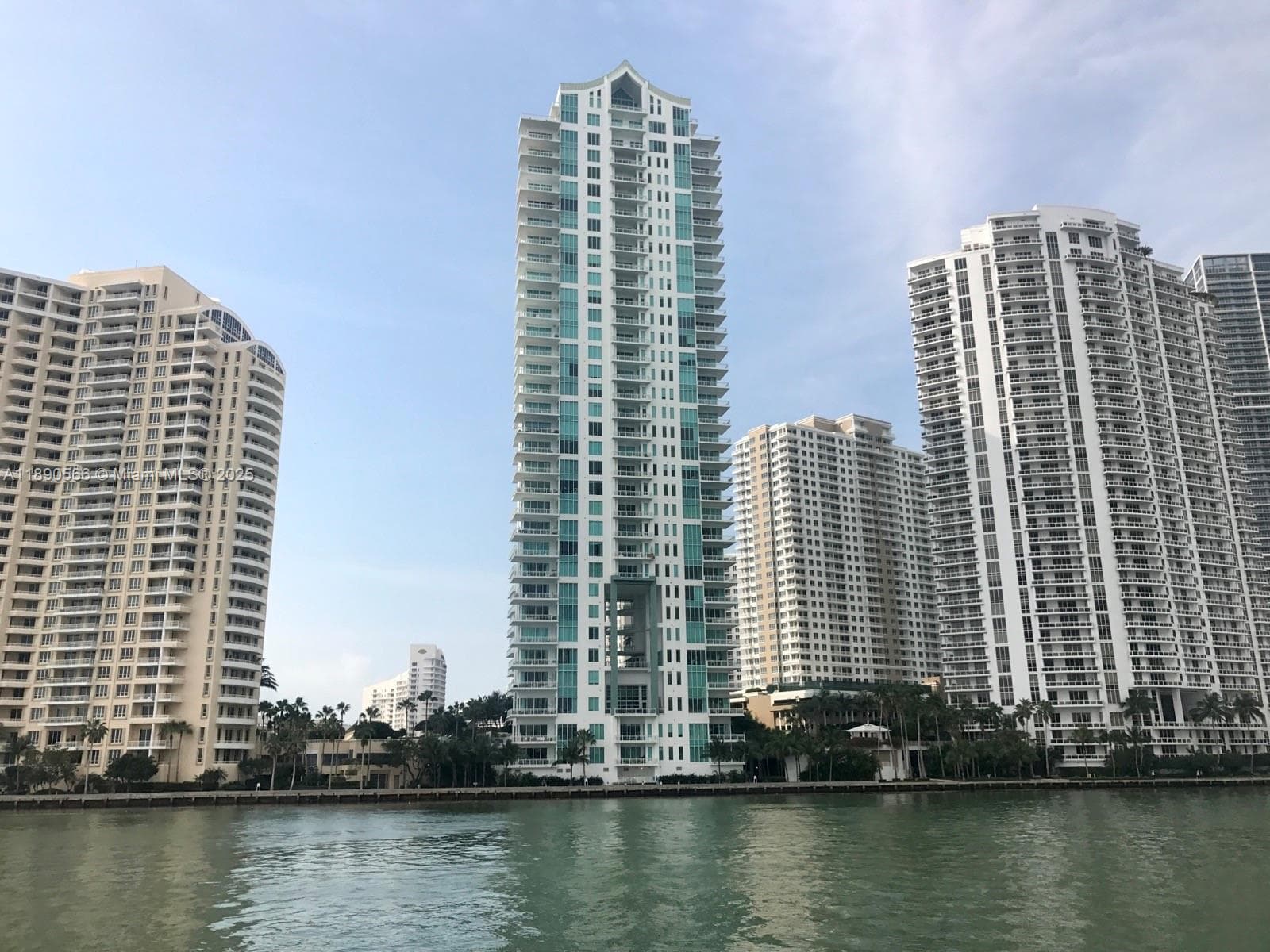 900 Brickell Key Blvd # 2204, Miami FL 33131 — 24