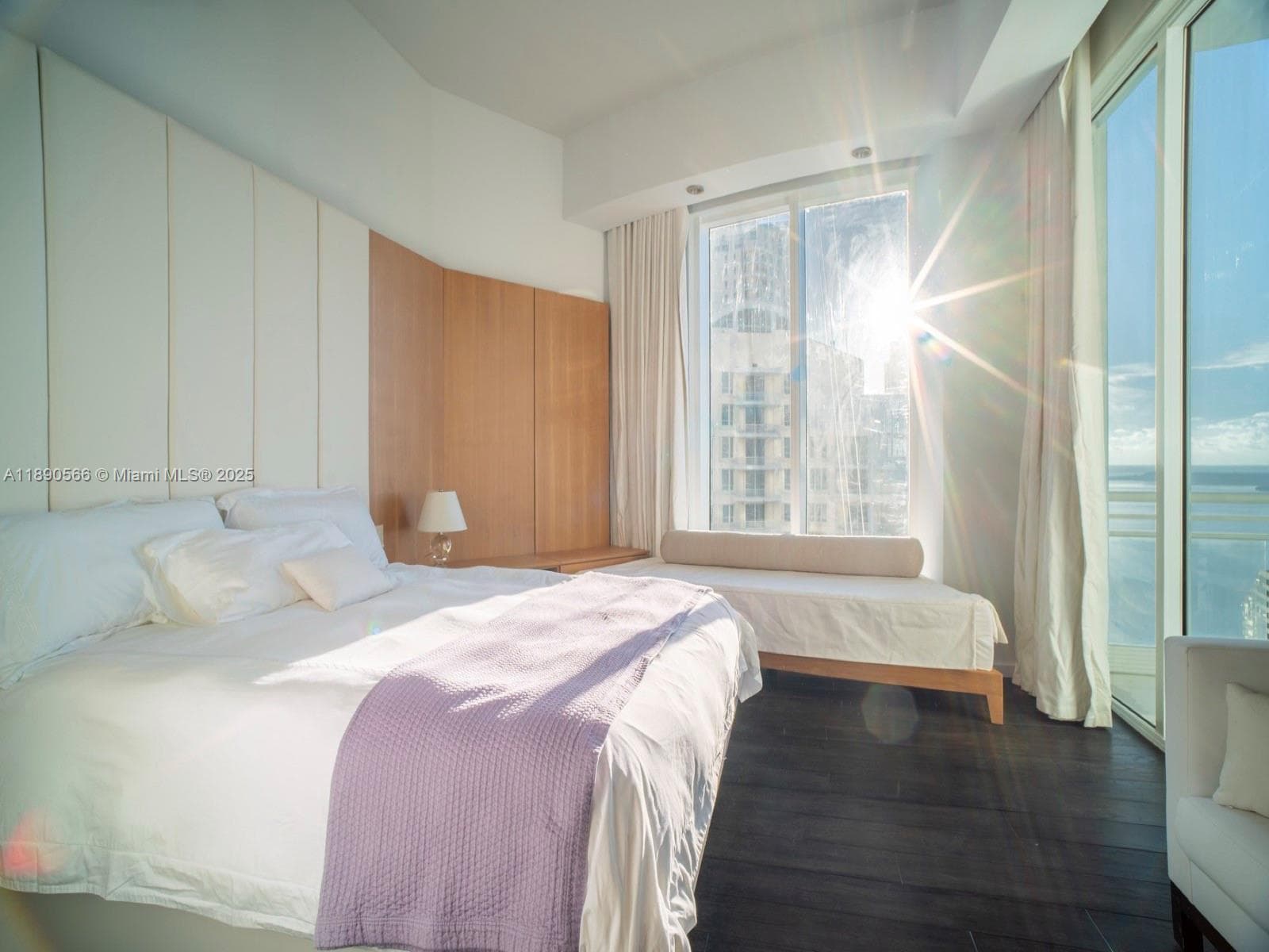 900 Brickell Key Blvd # 2204, Miami FL 33131 — 19