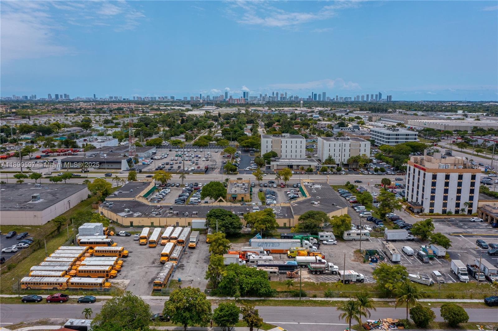 18352 NW 2nd ave, Miami Gardens FL 33169 — 10