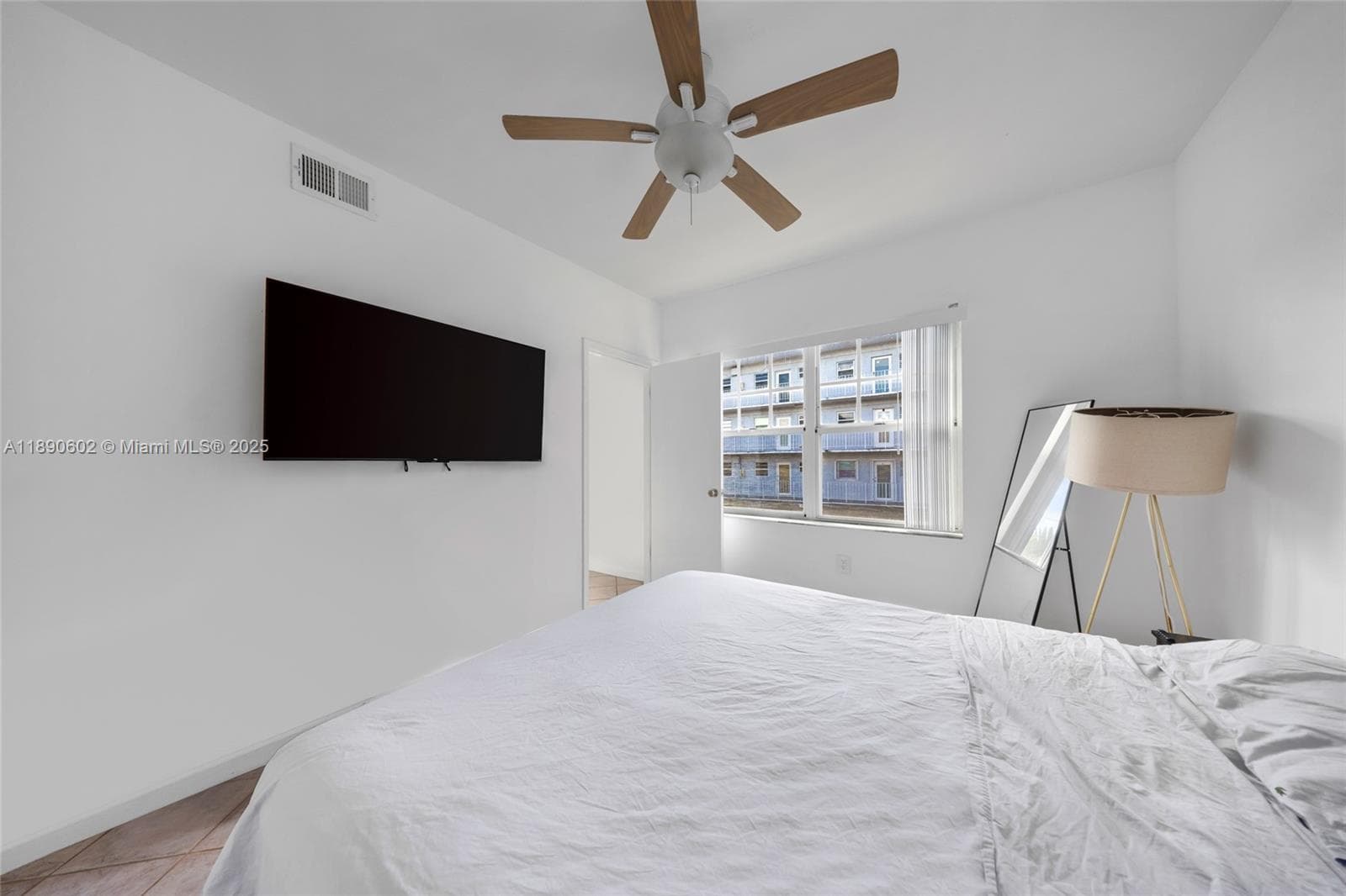 1255 Pennsylvania Ave # 307, Miami Beach FL 33139 — 9