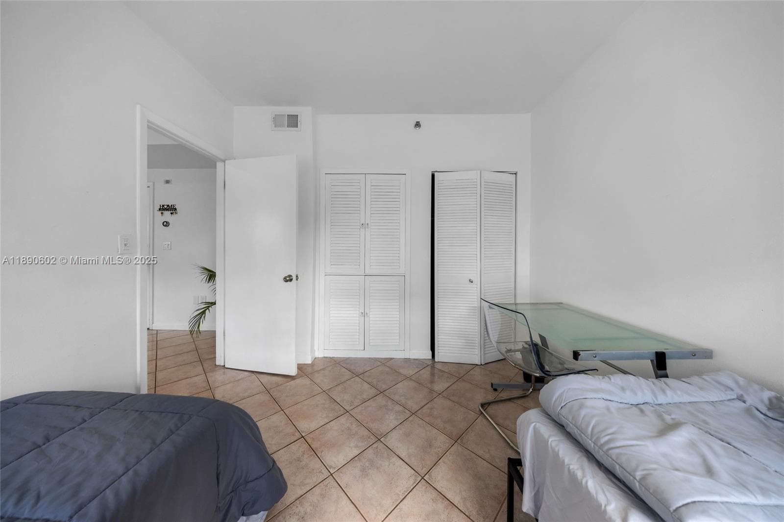 1255 Pennsylvania Ave # 307, Miami Beach FL 33139 — 14