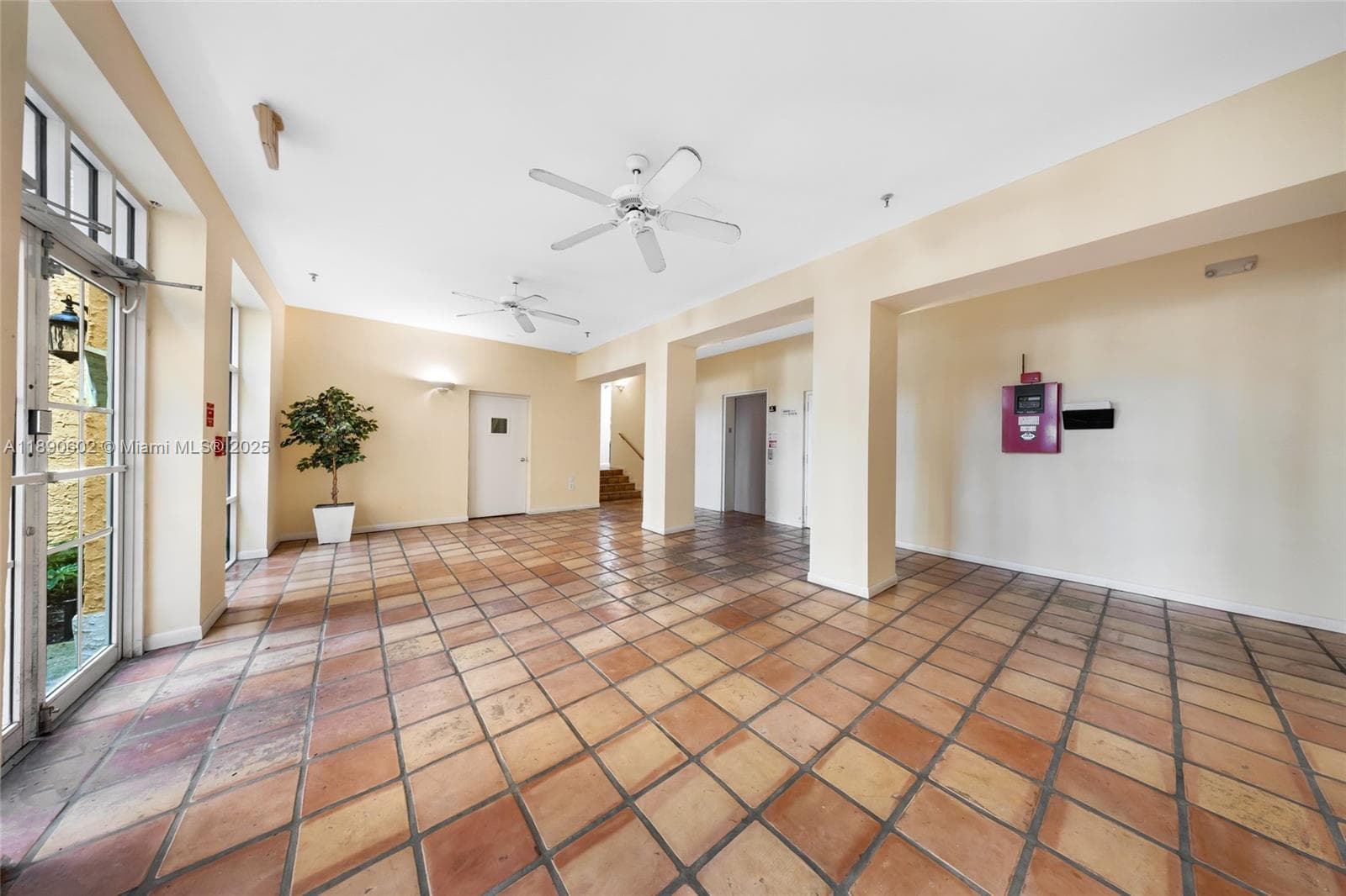 1255 Pennsylvania Ave # 307, Miami Beach FL 33139 — 21