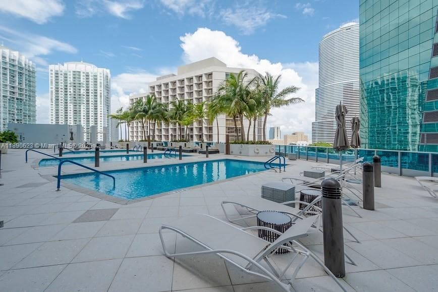 200 Biscayne Boulevard Way # 3608, Miami FL 33131 — 28
