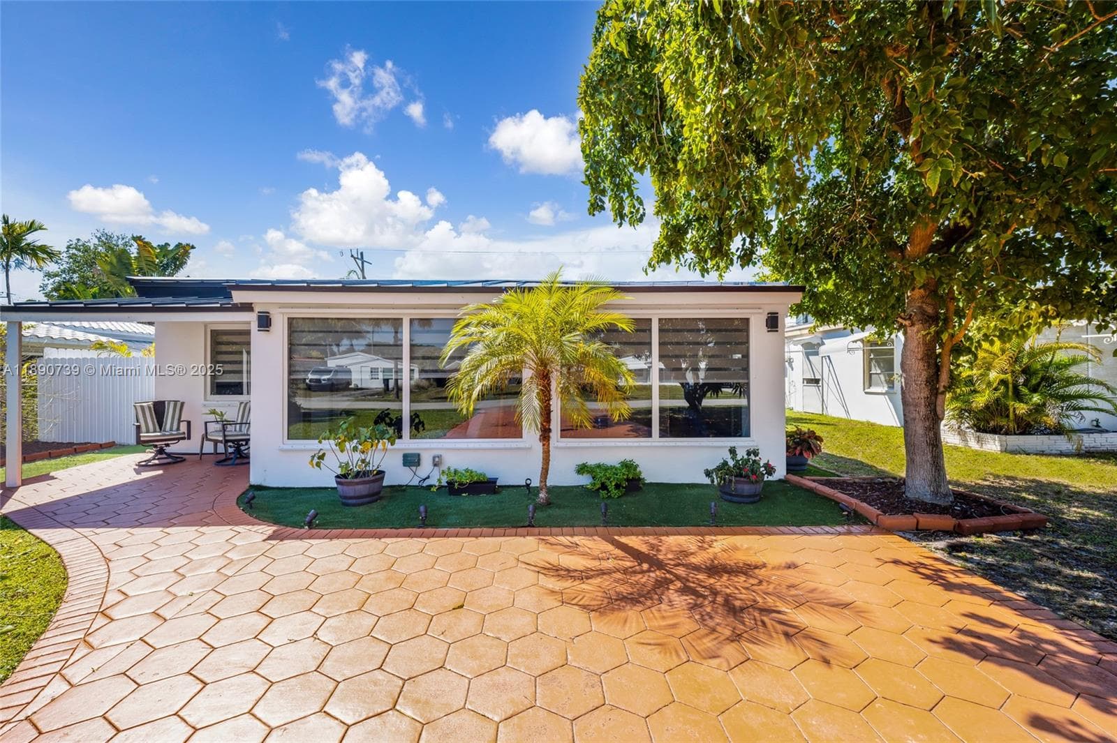 1980 NE 173rd St, North Miami Beach FL 33162 — 32