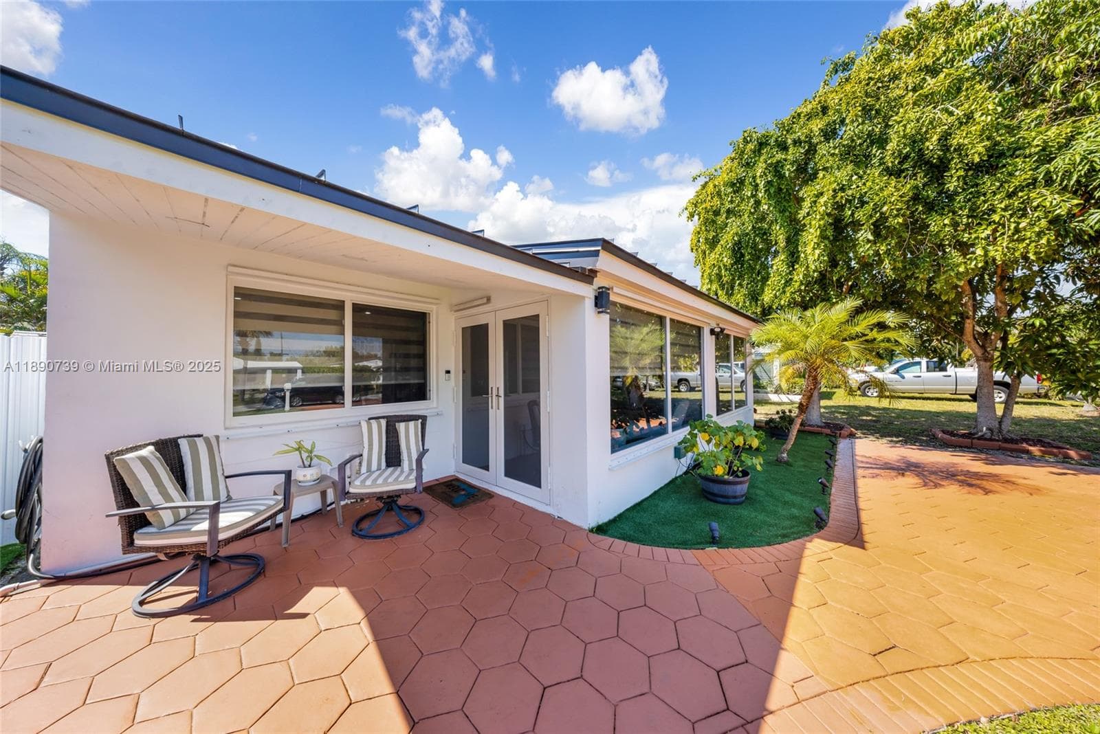 1980 NE 173rd St, North Miami Beach FL 33162 — 31